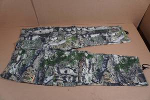 lot 198 image: Mossy Oak Mens Camo Pants -XXXL