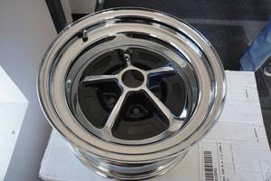 lot 1A image: Magnum 500 15 Wheels - 5 x 4.5 (114.3) Bolt Pattern