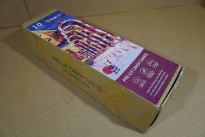 lot 6 image: 10-Pack Pre-Lit Candy Canes