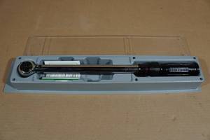 lot 18 image: Craftsman 12 Drive Torque Wrench