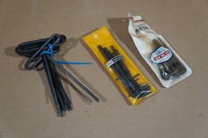 lot 31 image: Assorted Allen  Wrenches - Craftsman, Channellock