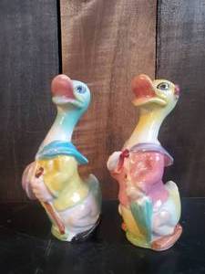 Vintage Colorful Collectable Duck Salt and Pepper Shakers