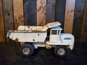 Super RARE Toy  Buddy L Mack Dump Truck
