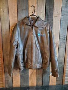 Vintage Unused Quality GM Genuine Parts Leather Jacket Size Large With Tags
