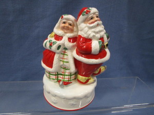 Lefton Vintage Music Box