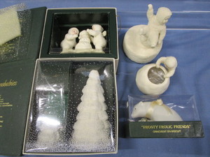 SB Frosty Frolic Pieces