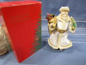 Santa White Coat, Clothtique