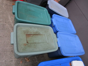 Rubbermaid Totes