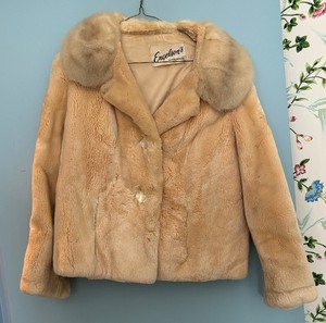lot 39 image: Vintage Engelsons Fur Coat