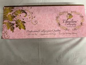 2 Daveliou Caligraphy Sets - Pink