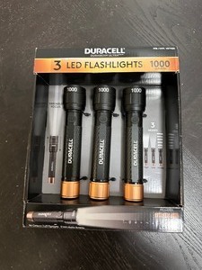 lot 133 image: New 3 Pack Duracell LED FlashLights 1000 Lumens  Battery Powered