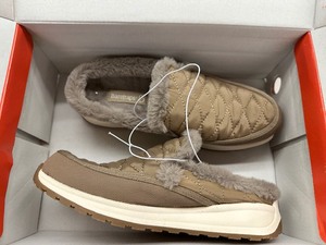 lot 159 image: New Womens Baretraps Gemma Spring  Winter Faux Fur Lined Shoes  Mules  Slippers Size 7 Taupe