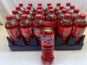 lot 381 image: 24x 20oz Bottles Mountain Dew-Star Spangled Splash