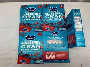 lot 142 image: 5x 5-1oz Packs Ocean Spray Blueberry Cran Snack Medley