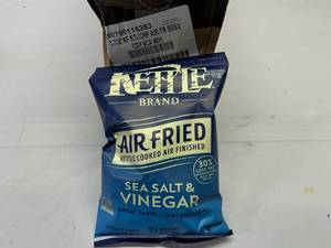 lot 252 image: S. 6x 1.7oz Kettle Air Fried Sea Salt & Vinegar Potato Chips