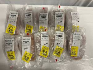 lot 72 image: 5.25lbs Prima Della Honey Maple Turkey