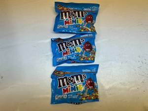 lot 89 image: 3x 9.4oz m&m Minis