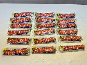lot 98 image: 18 Payday Candy Bars