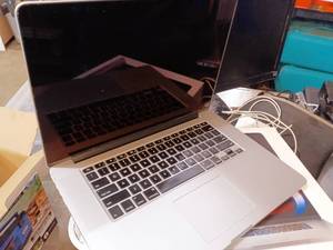 lot 84 image: Mac mini, Mac pro, Lenovo Laptop and docking station, Hp laptop