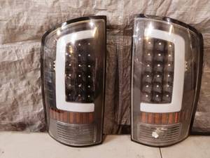 lot 35 image: 3rd gen dodge ram taillights