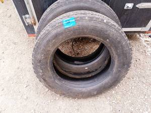 lot 53 image: Pair of 2257019.5 general tires