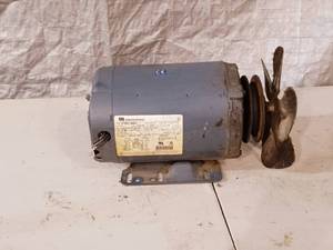 lot 26 image: Middleby Marshal 1ph 1hp electric motor
