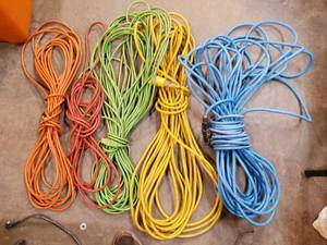 lot 65 image: 5 extension cords