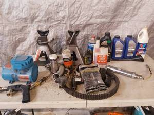 lot 66 image: automotive tools and accessories