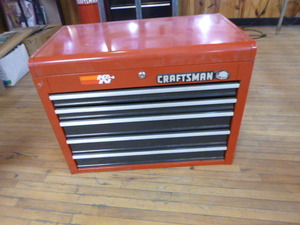 lot 13 image: Craftsman Toolbox