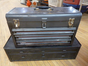 lot 28 image: Machinist  Toolbox