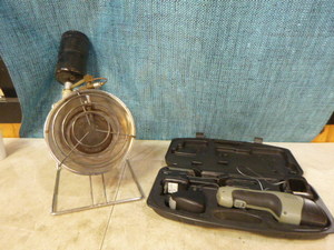lot 43 image: Fillet Knife and Heater