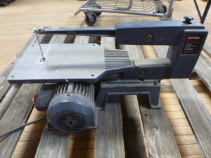 lot 48 image: Craftsman 16 Scroll Saw