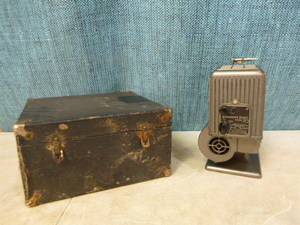 lot 57 image: Vintage Kodascope Eight Film Projector