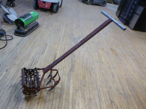 lot 69 image: Vintage Row Roho Push Rotary Tiller with Cultivator