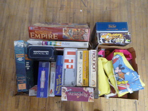 lot 106 image: Lot of Board Games