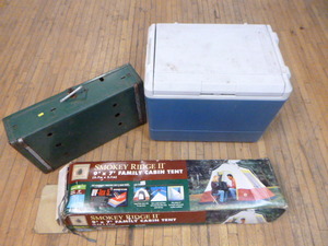 lot 111 image: Camping Items