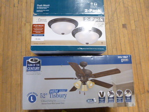 lot 121 image: Light Fixtures