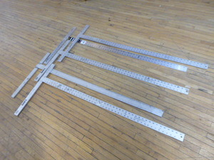 lot 126 image: 5 T-Squares
