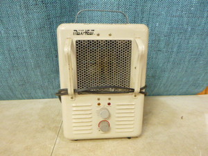 lot 163 image: Maxi-Heat Portable Space Heater