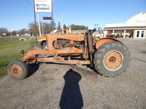 lot 2 image: 1950 Allis-Chalmers Tractor