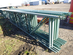 lot 4 image: 8 Pallet Racking 16 Frames