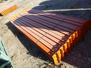 lot 5 image: 26 Pallet Racking 8 Beams