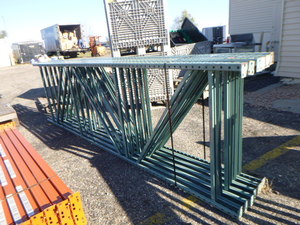 lot 8 image: 6 Pallet Racking 12 Frames