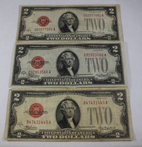 lot 24 image: 3 - 1928 United States 2 Dollar Note