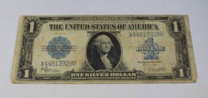 lot 28 image: 1932 1 Dollar Silver Certificate