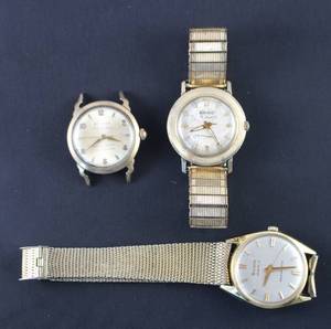 lot 41 image: 3 - Bulova Watch