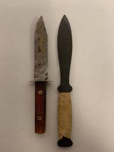 lot 2 image: Vintage Japanese Knife Set