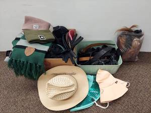 lot 18K image: Asorted Lot of Clothing Accessories