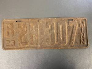lot 29H image: 1923 Minnesota License Plate Vintage