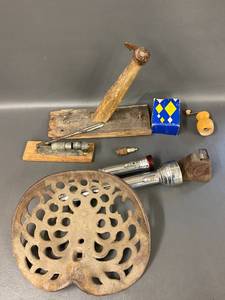lot 38H image: Vintage Tools & Collectibles Lot